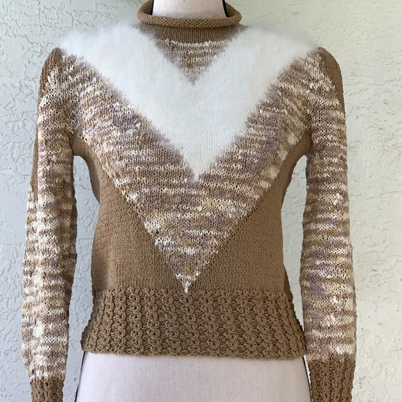NWOT Knitted sweater - Picture 2 of 7